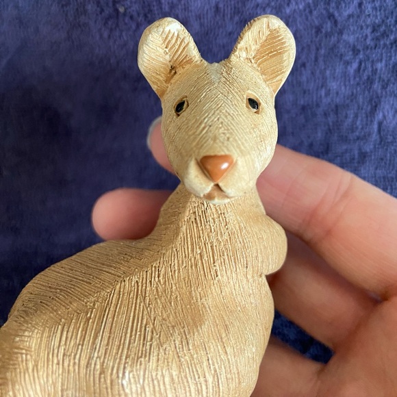Artesania Rinconada Pottery Kangaroo with Baby #165 Figurine Retired - Picture 5 of 10
